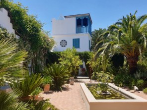 Enchanting Moorish-Style tower house with wonderful views, exotic garden & large pool in the centre of Gaucín, one of the celebrated white villages of Andalucia